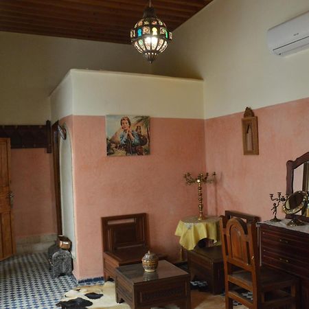 Riad Oumkaltoum Fès Extérieur photo