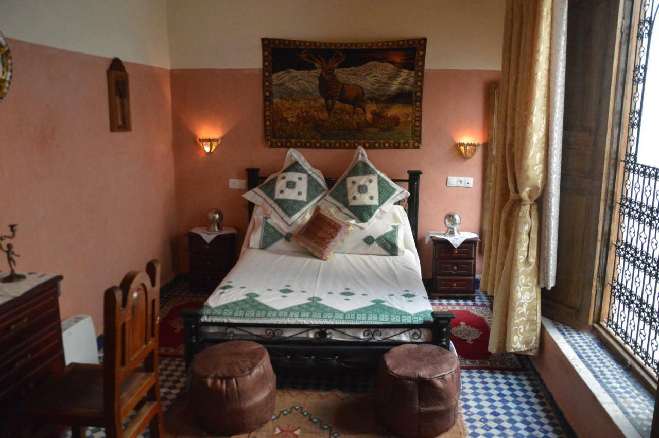 Riad Oumkaltoum Fès Extérieur photo